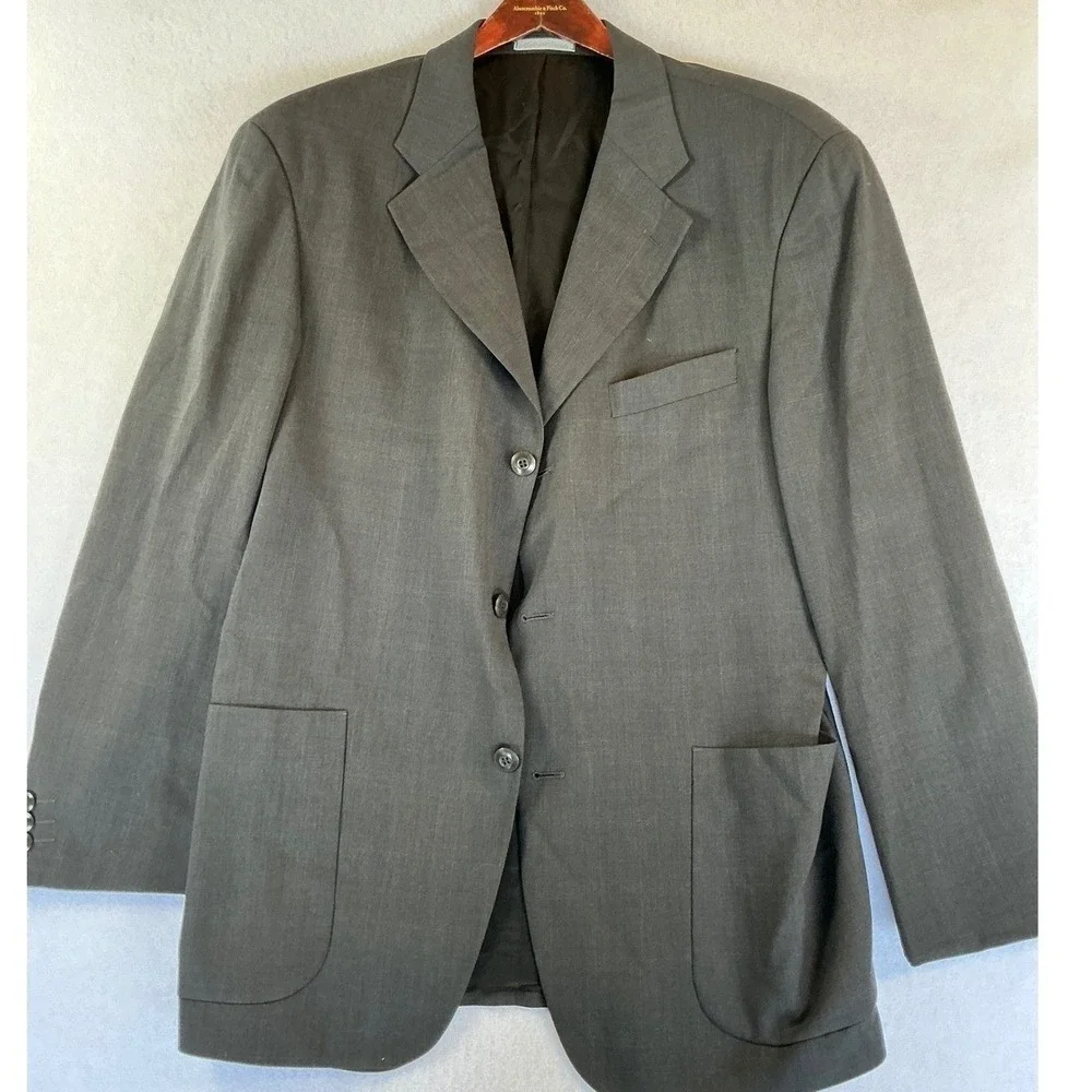 Bachrach three button